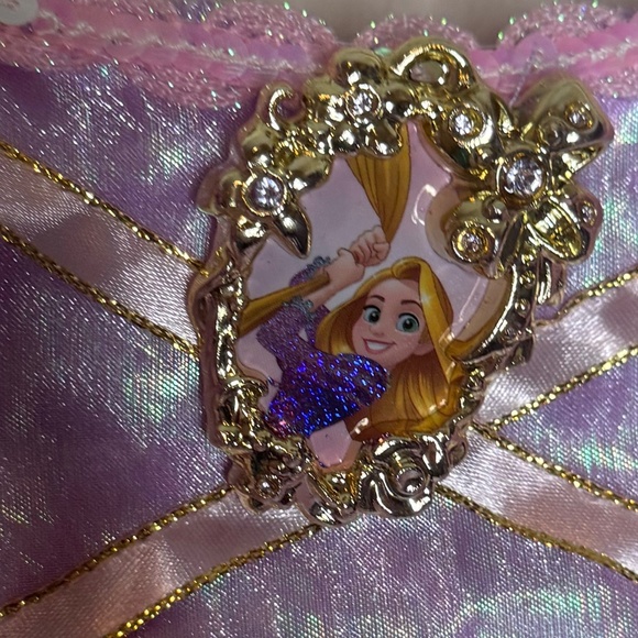 Disneys Rapunzel Costume, Size S (4-6X) - Picture 3 of 4